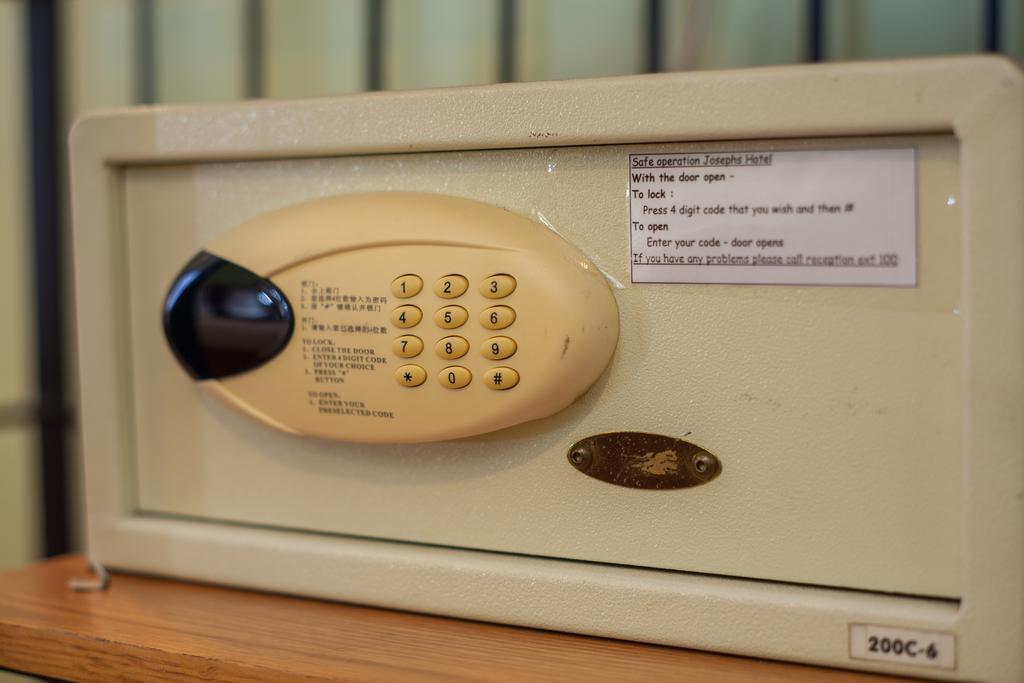 Khách sạn Iris Boutique 3*