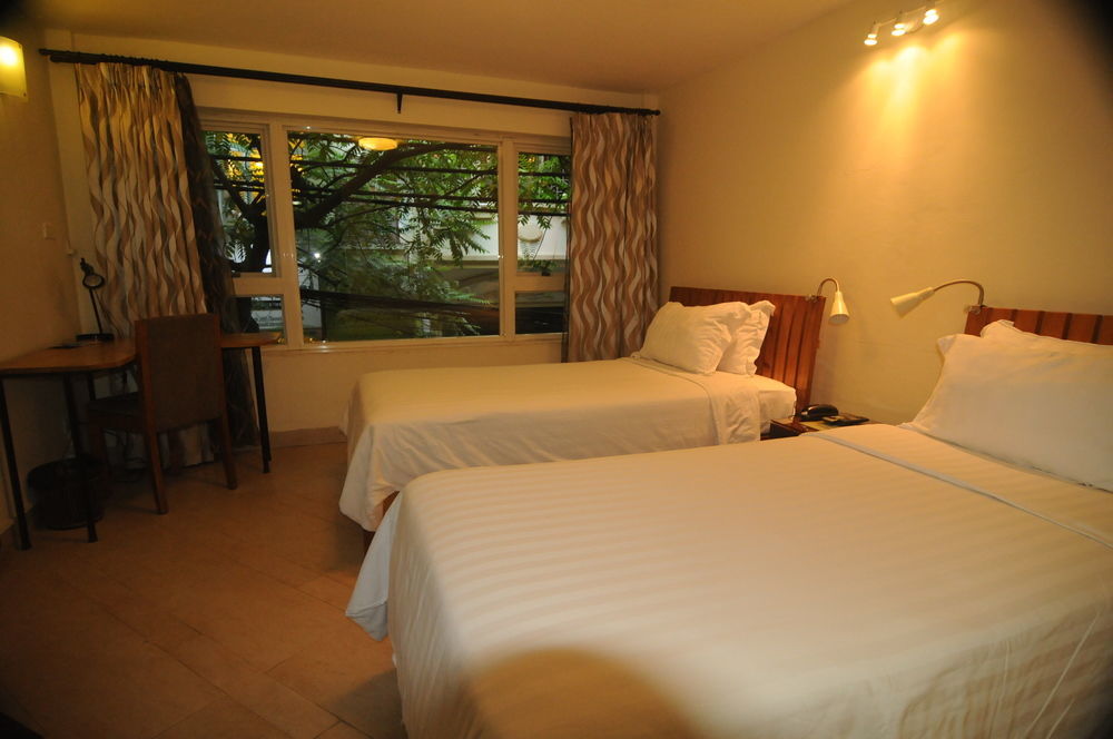 Iris Boutique 3* Hà Nội
