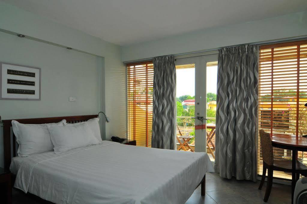 Iris Boutique Khách sạn 3*